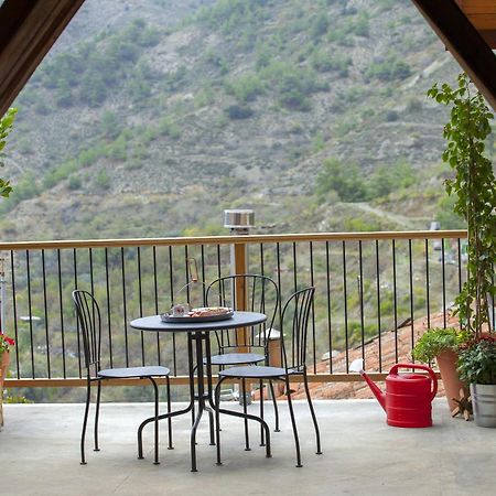 Lyhnos Bed & Breakfast Askas Ruang foto