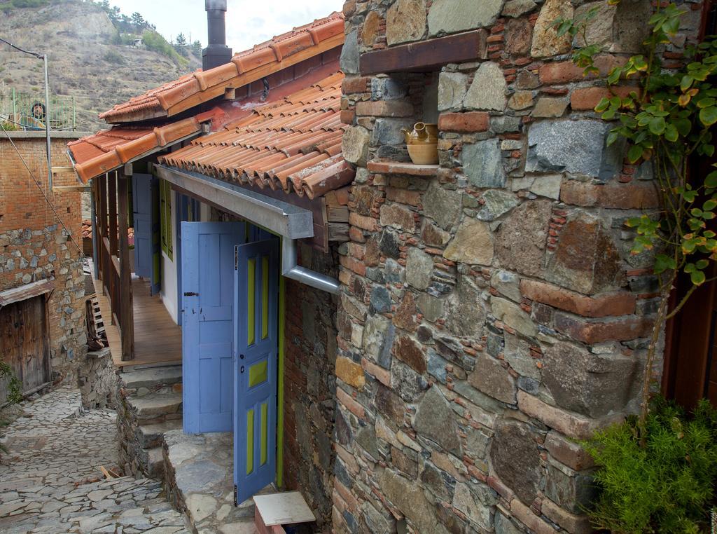 Lyhnos Bed & Breakfast Askas Bagian luar foto